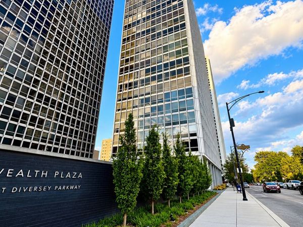 330 W Diversey Parkway, Unit 807-809, Chicago, IL 60657