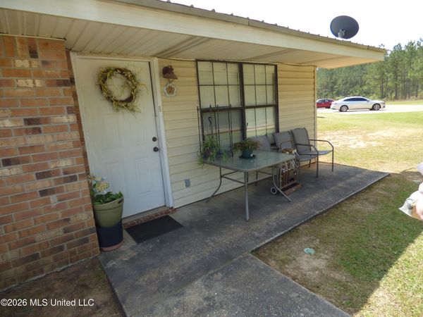 144 Old Hwy 98 , Tylertown, MS 39667