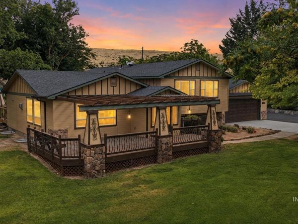 10294 W Prairie Rd, Boise, ID 83714