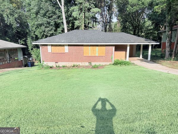 2879 Rockwood Road, East Point, GA 30344