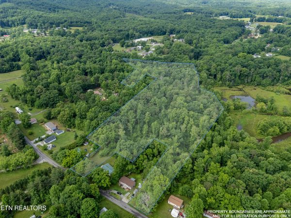 416 Liberty Rd, Wartburg, TN 37887