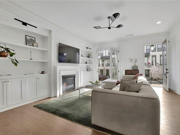 2376 Provence Park Way , Decatur, GA 30033