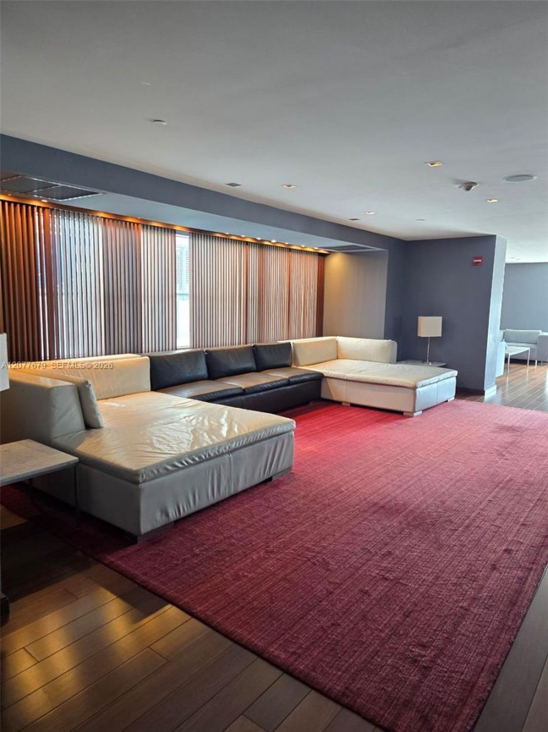 325 S Biscayne Blvd , Unit 3115, Miami, FL 33131 Photo
