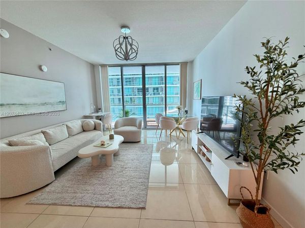 1111 SW 1st Ave , Unit 2215-N, Miami, FL 33130