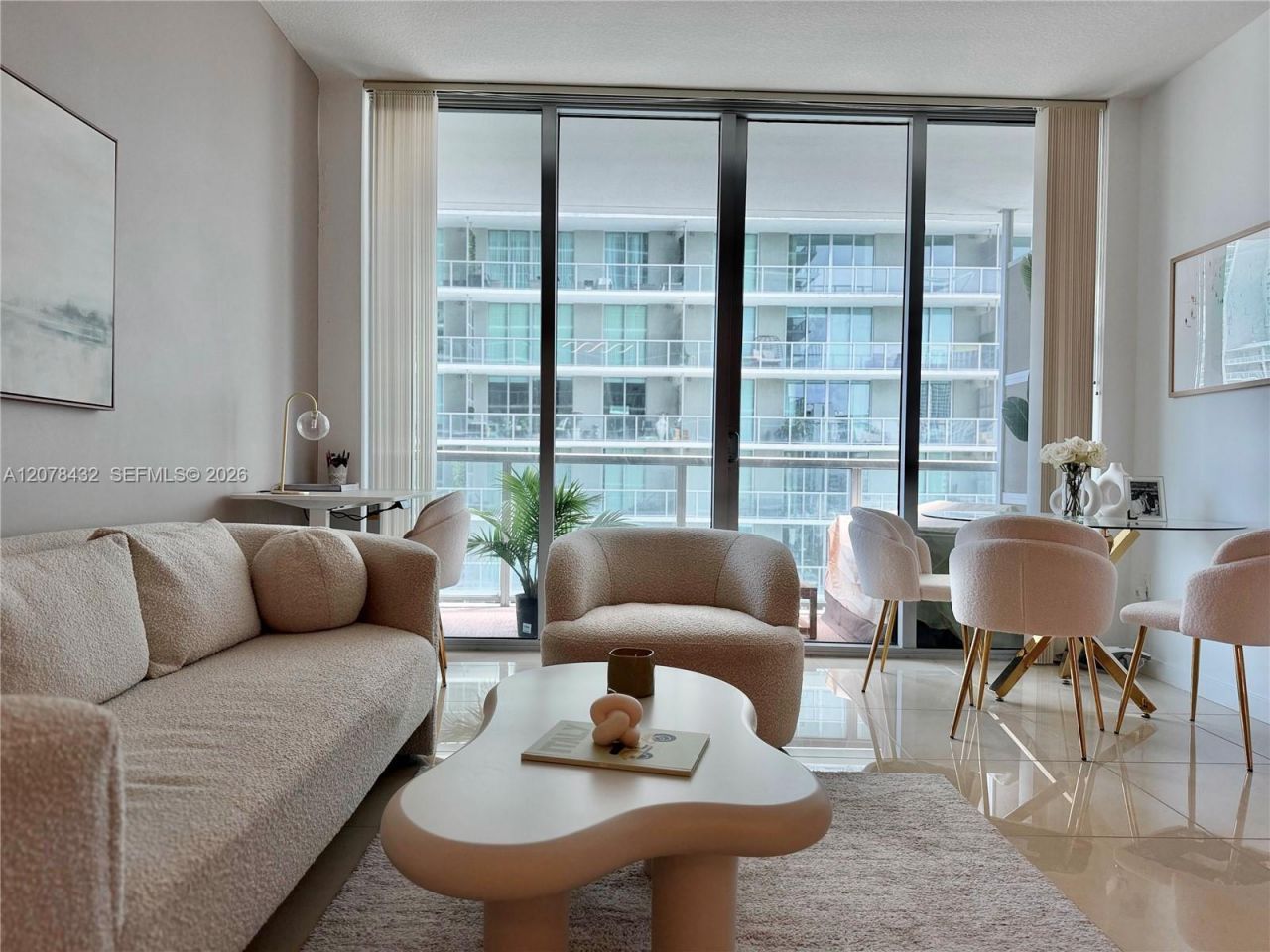 1111 SW 1st Ave , Unit 2215-N, Miami, FL 33130 Photo