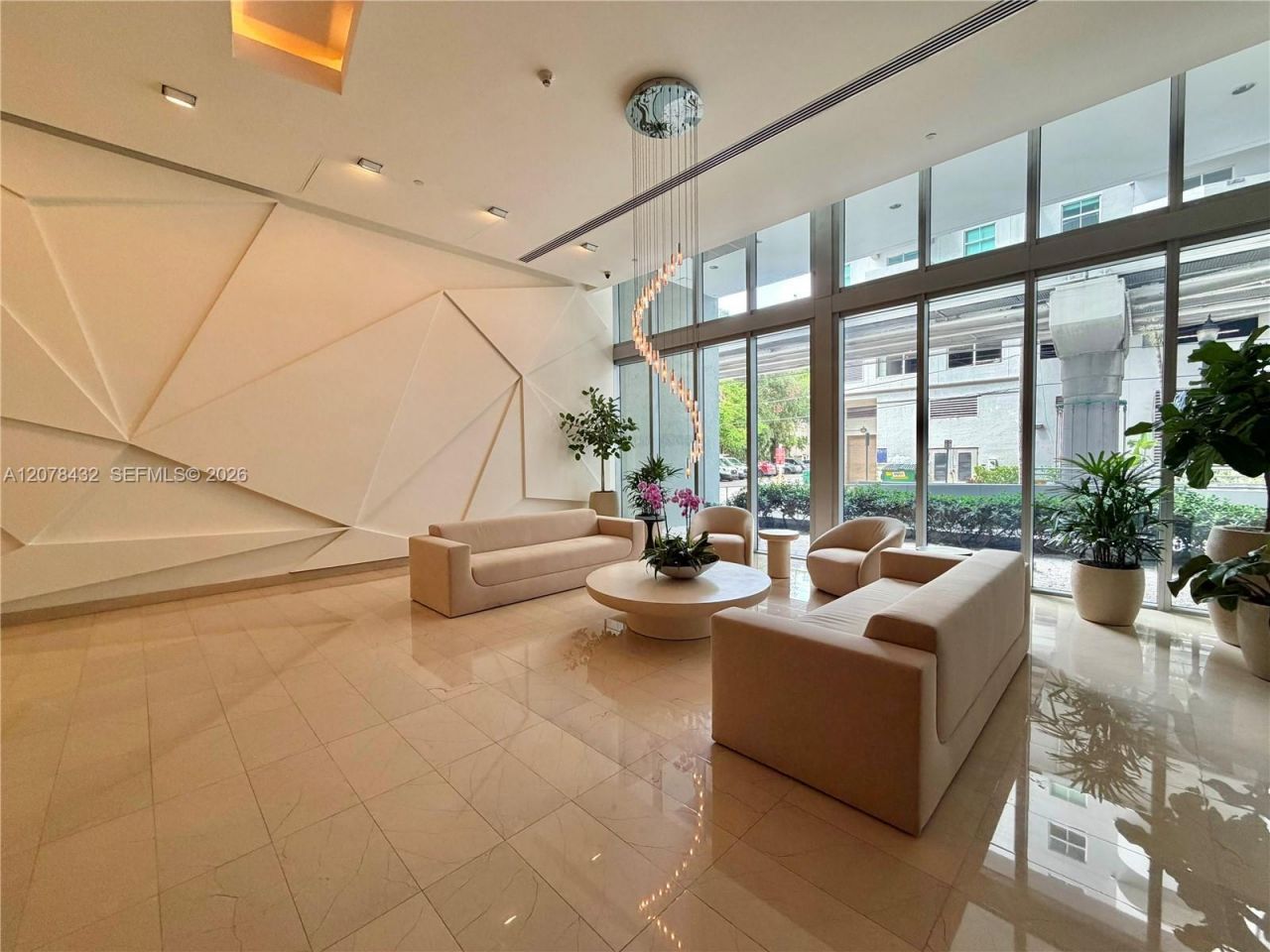 1111 SW 1st Ave , Unit 2215-N, Miami, FL 33130 Photo
