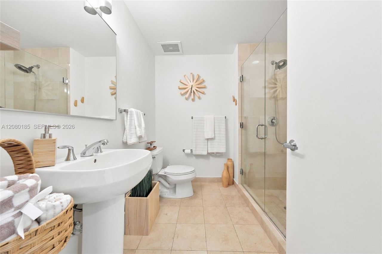 1050 Brickell Ave, Unit 214, Miami, FL 33131 Photo