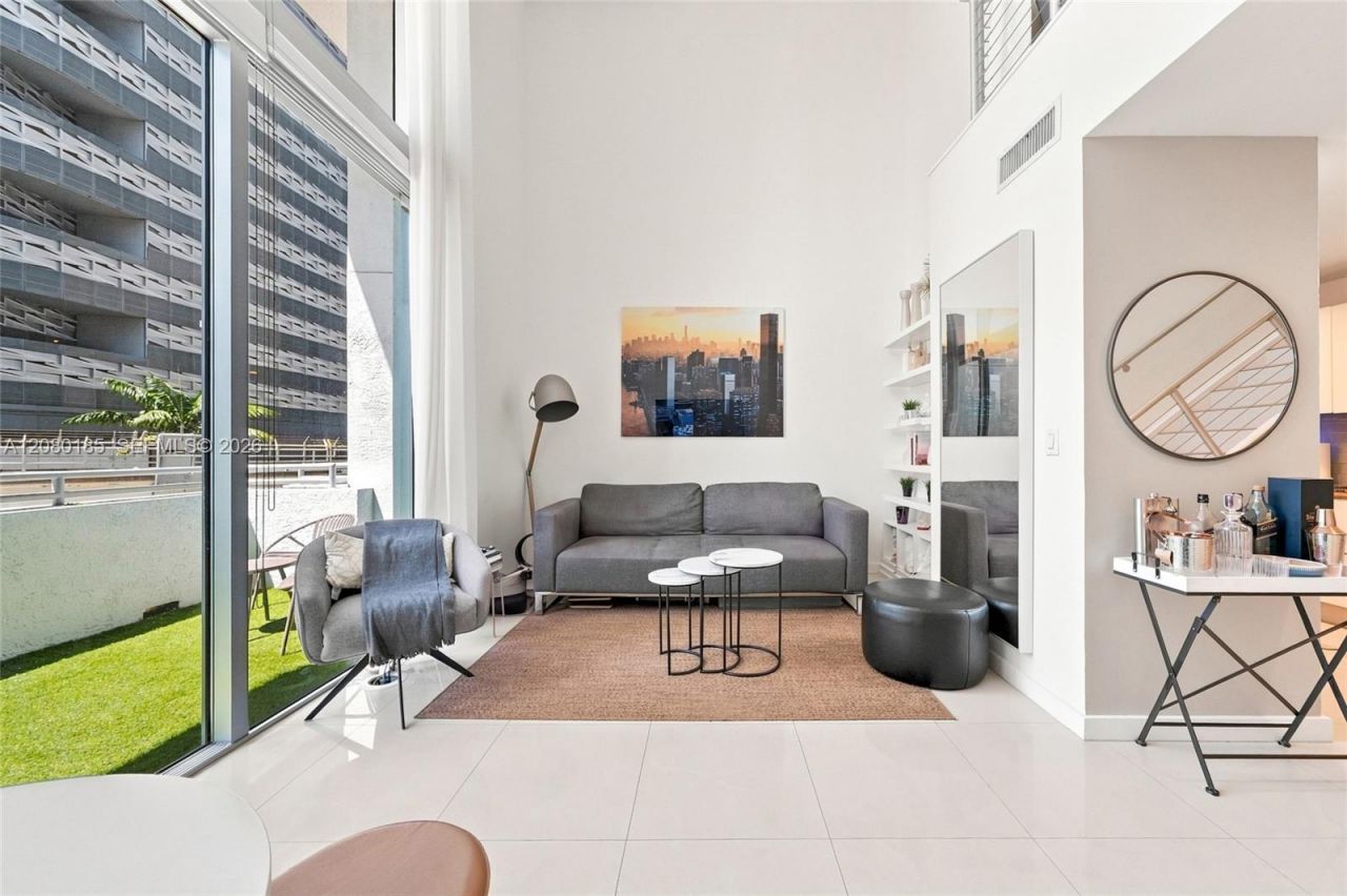 1050 Brickell Ave, Unit 214, Miami, FL 33131 Photo