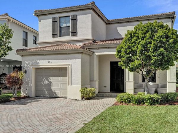 606 NE 191st Ter, Miami, FL 33179