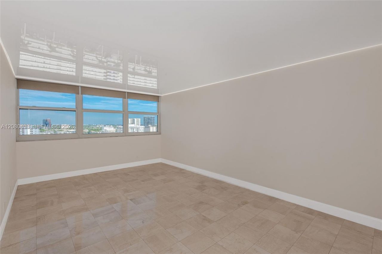 1904 S Ocean Dr, Unit 1807, Hallandale Beach, FL 33009 Photo