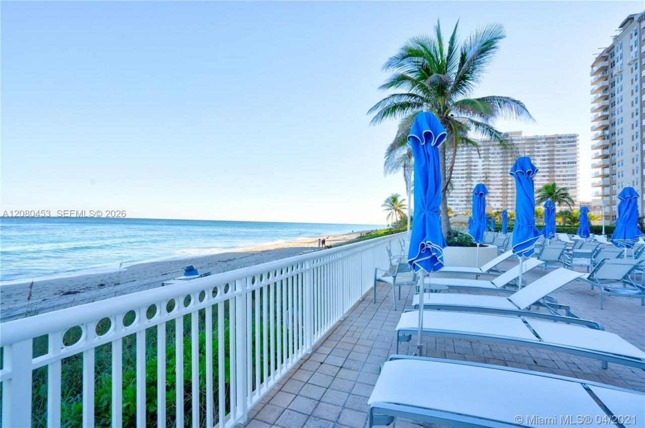 1904 S Ocean Dr, Unit 1807, Hallandale Beach, FL 33009 Photo