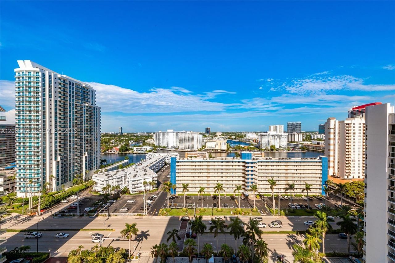 1904 S Ocean Dr, Unit 1807, Hallandale Beach, FL 33009 Photo