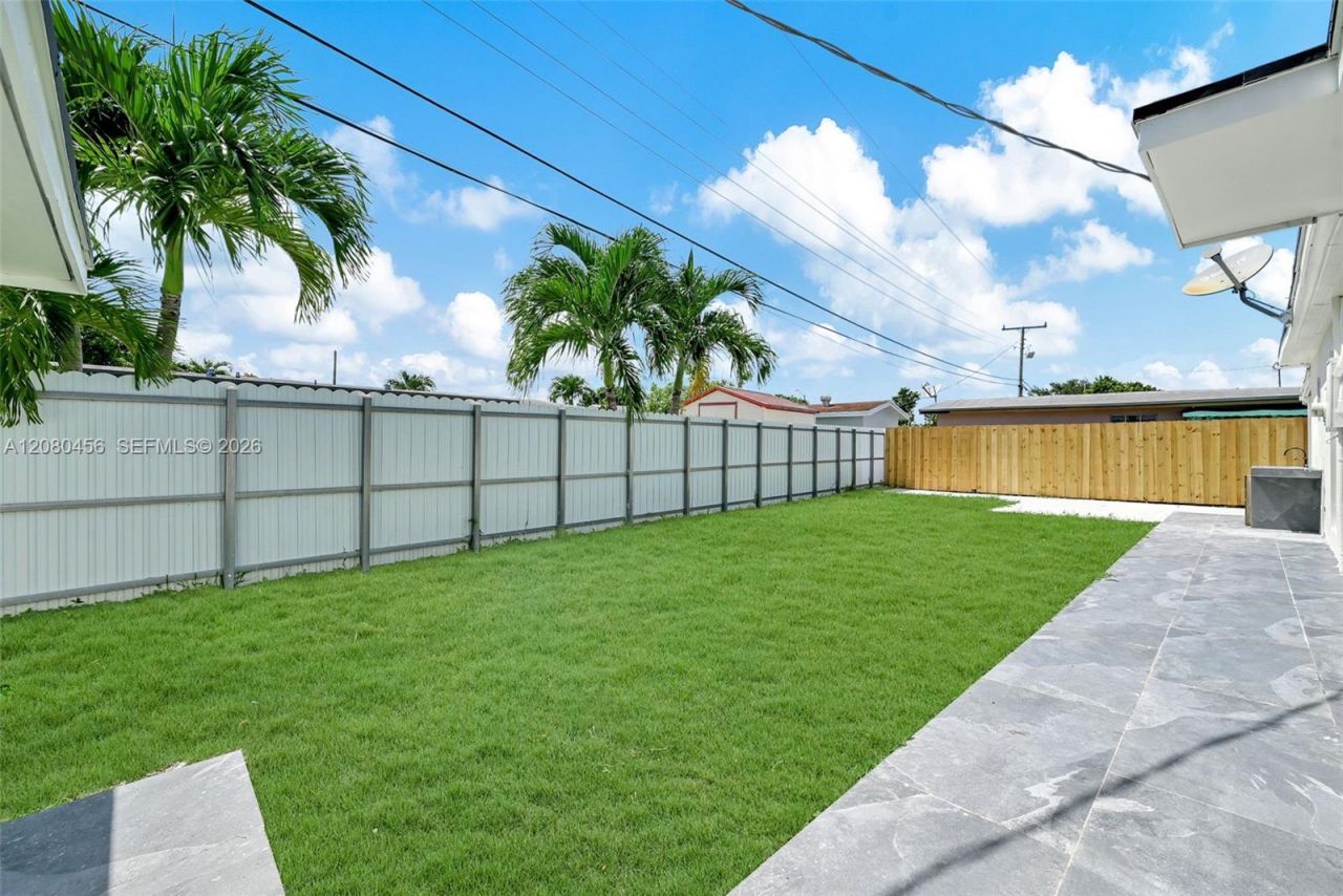 4040 SW 108th Ave , Miami, FL 33165 Photo
