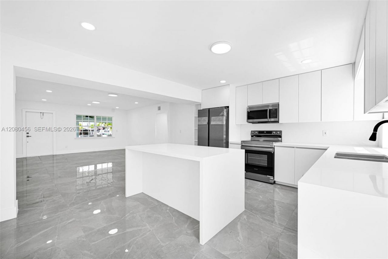 4040 SW 108th Ave , Miami, FL 33165 Photo