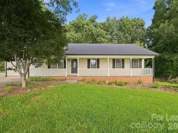 209 Pilots Ridge Drive , Bessemer City, NC 28016