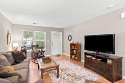 1061 Williston Loop  photo 4