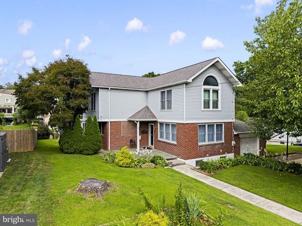 133 N CENTRAL AVENUE , ROCKLEDGE, PA 19046