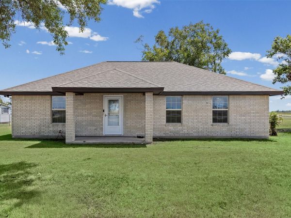 403 County View RD , Lockhart, TX 78644