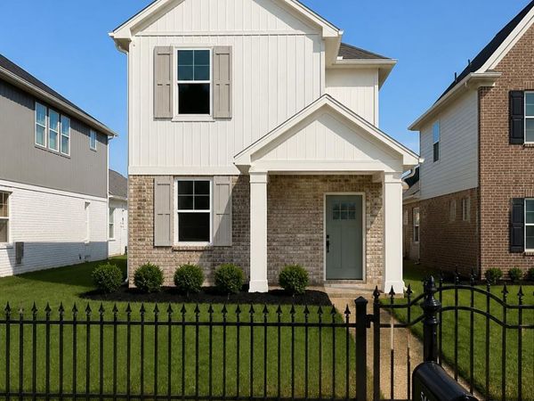 5545 SHIPP RD, Millington, TN 38053