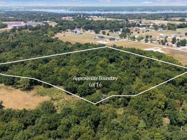TBD LOT 16 E 270 Road, Grove, OK 74344