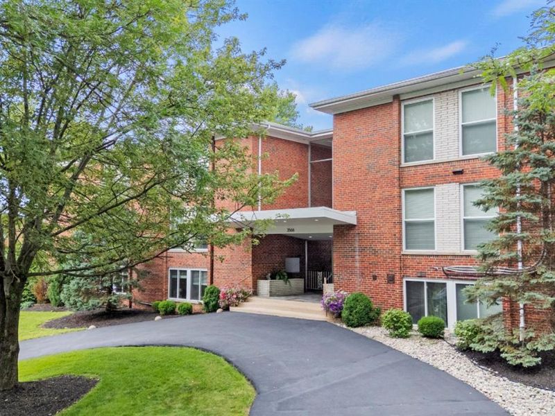 3563 Amberacres Drive, Unit 10, Cincinnati, OH 45237 Photo 1