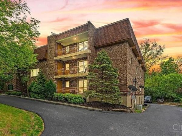 3563 Amberacres Drive, Unit 10, Cincinnati, OH 45237