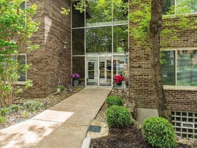 3563 Amberacres Drive, Unit 10, Cincinnati, OH 45237 Photo 4