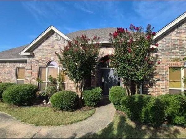 Little Rock, AR 72113