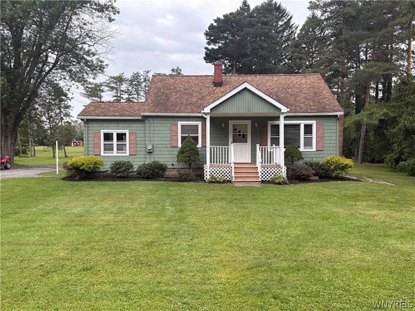 72 Schwartz Road, Elma, NY 14059