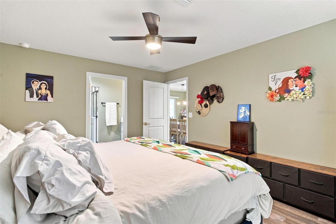 5240 Royal Oak Drive , Fruitland Park, FL 34731 Photo