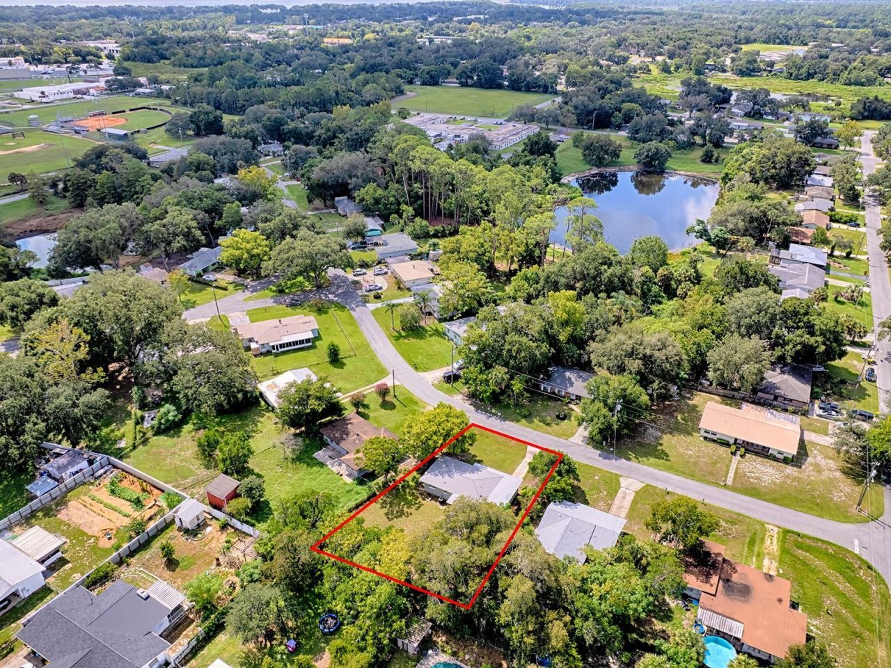 2014 Helms Avenue, Leesburg, FL 34748 Photo