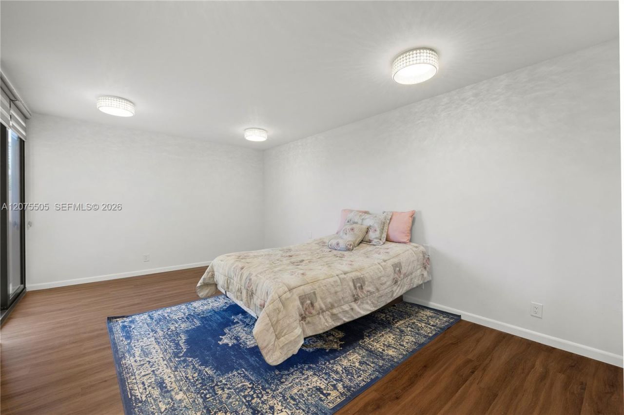 19667 Turnberry Way, Unit 3F, Aventura, FL 33180 Photo