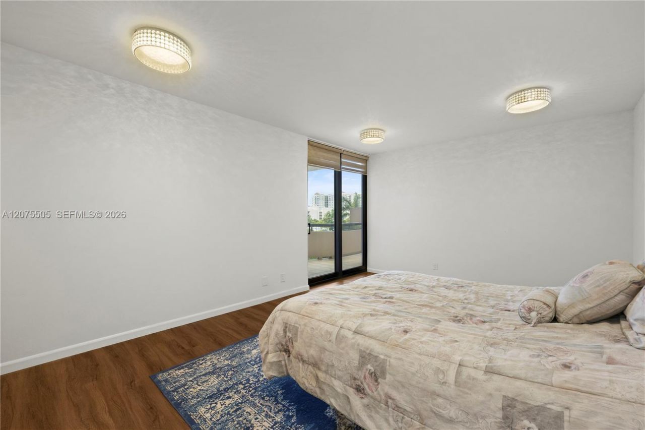 19667 Turnberry Way, Unit 3F, Aventura, FL 33180 Photo