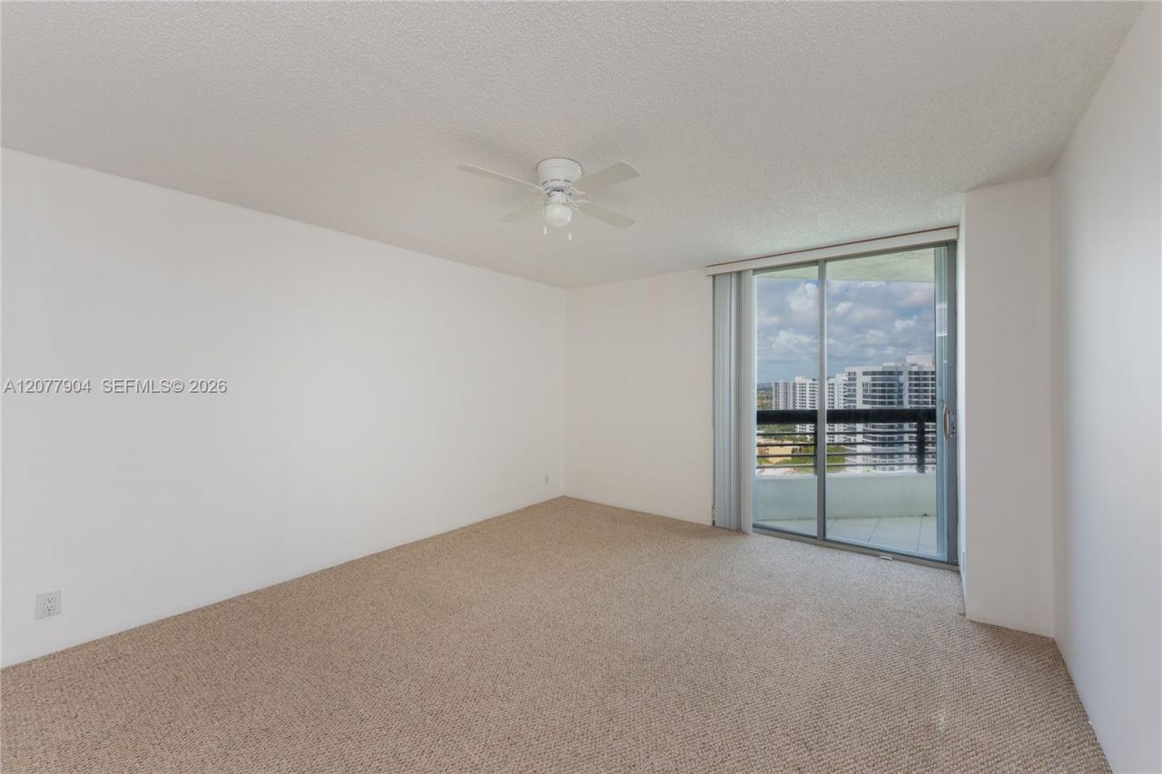 3500 Mystic Pointe Dr , Unit 2202, Aventura, FL 33180 Photo