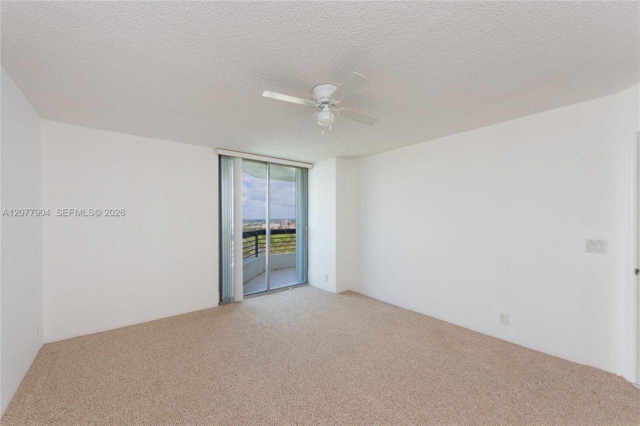 3500 Mystic Pointe Dr , Unit 2202, Aventura, FL 33180 Photo