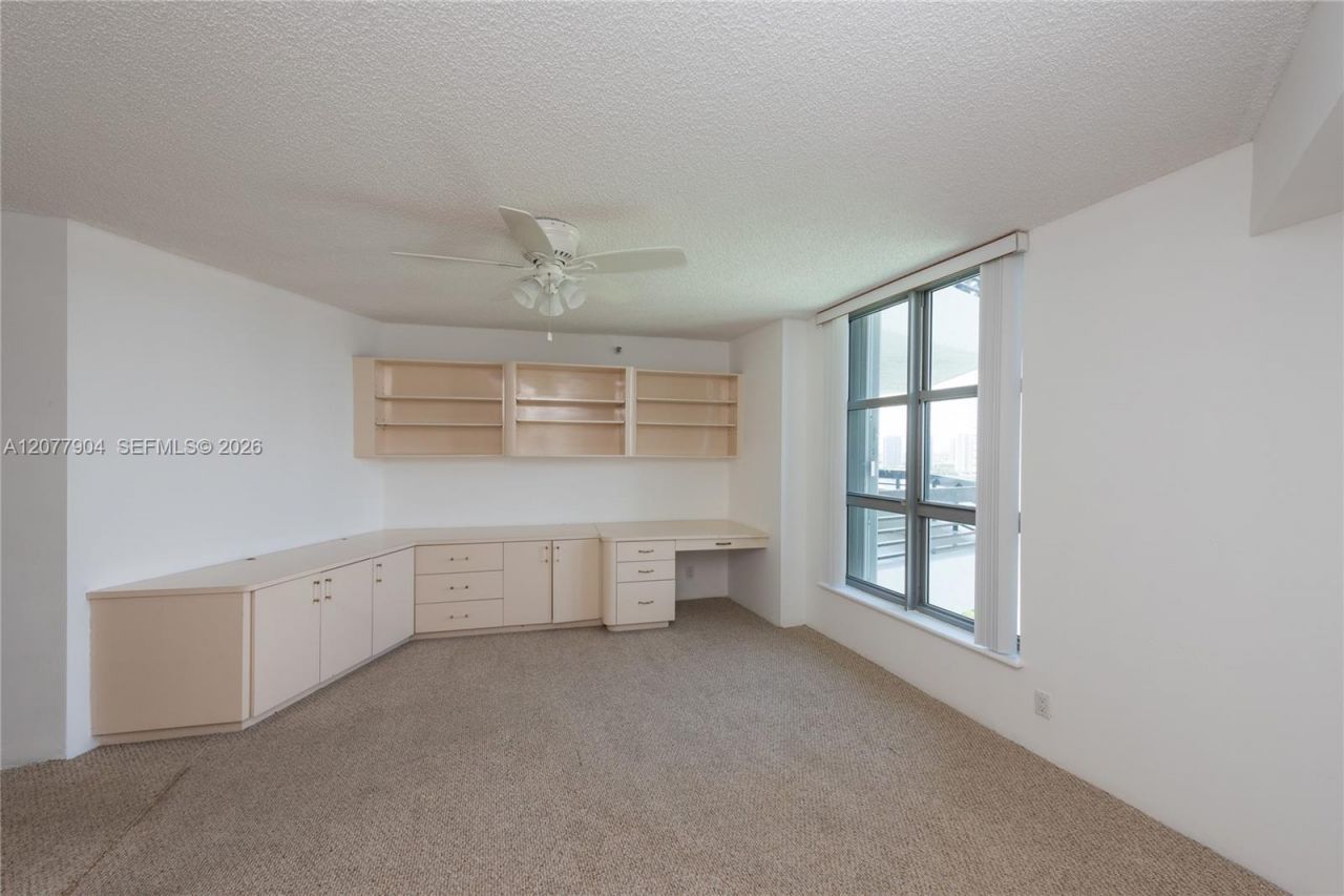 3500 Mystic Pointe Dr , Unit 2202, Aventura, FL 33180 Photo