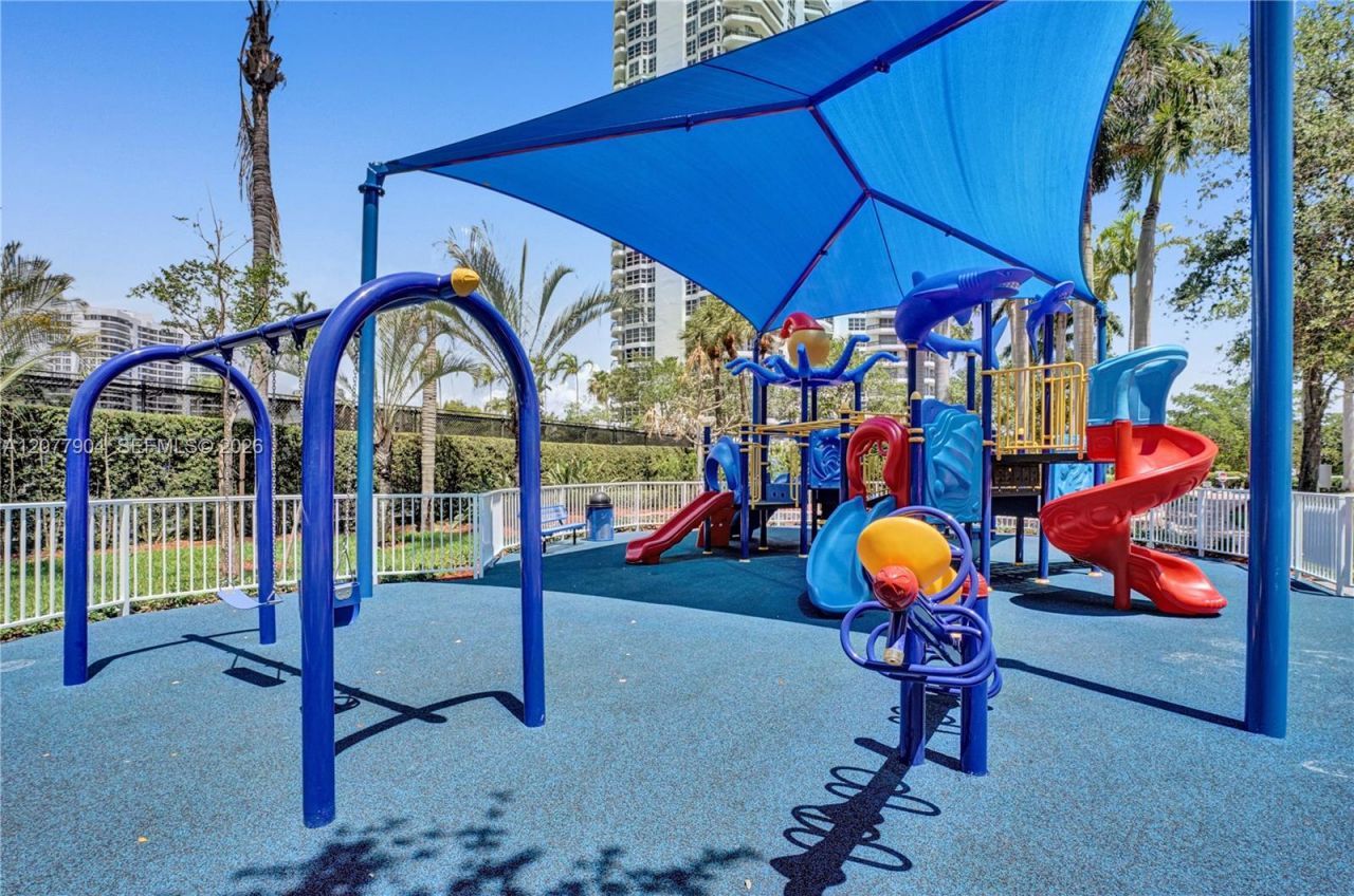3500 Mystic Pointe Dr , Unit 2202, Aventura, FL 33180 Photo