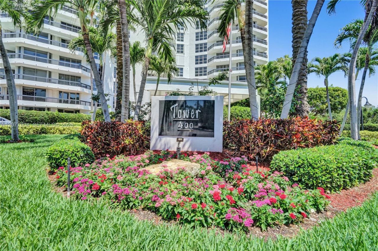 3500 Mystic Pointe Dr , Unit 2202, Aventura, FL 33180 Photo