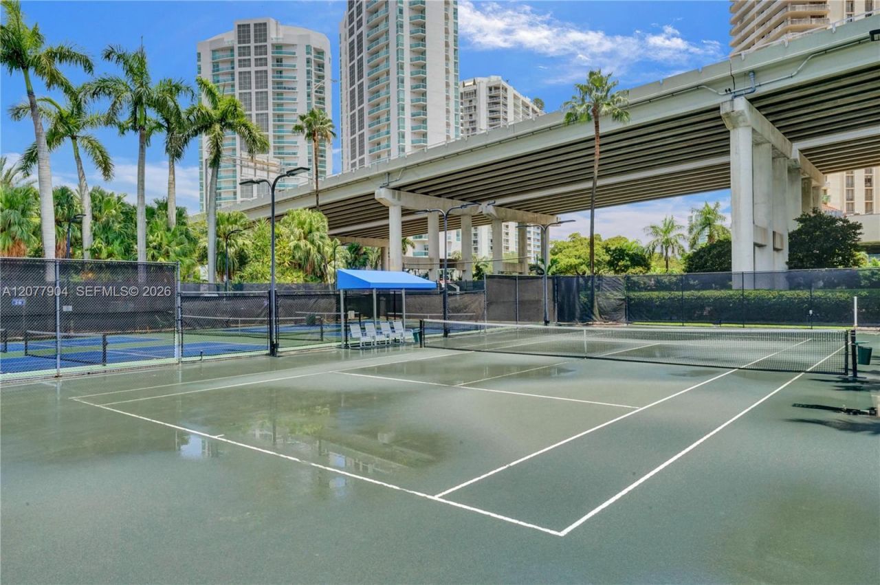3500 Mystic Pointe Dr , Unit 2202, Aventura, FL 33180 Photo