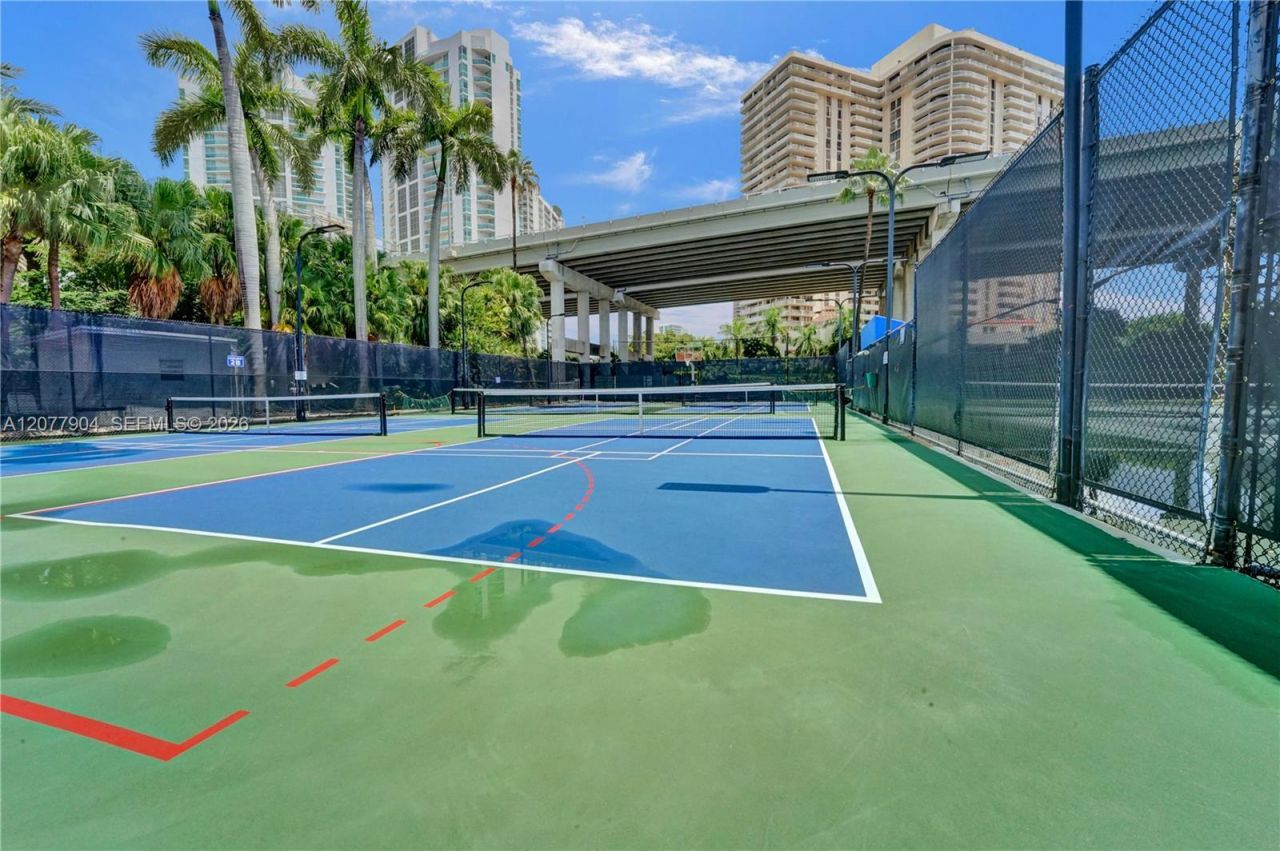 3500 Mystic Pointe Dr , Unit 2202, Aventura, FL 33180 Photo