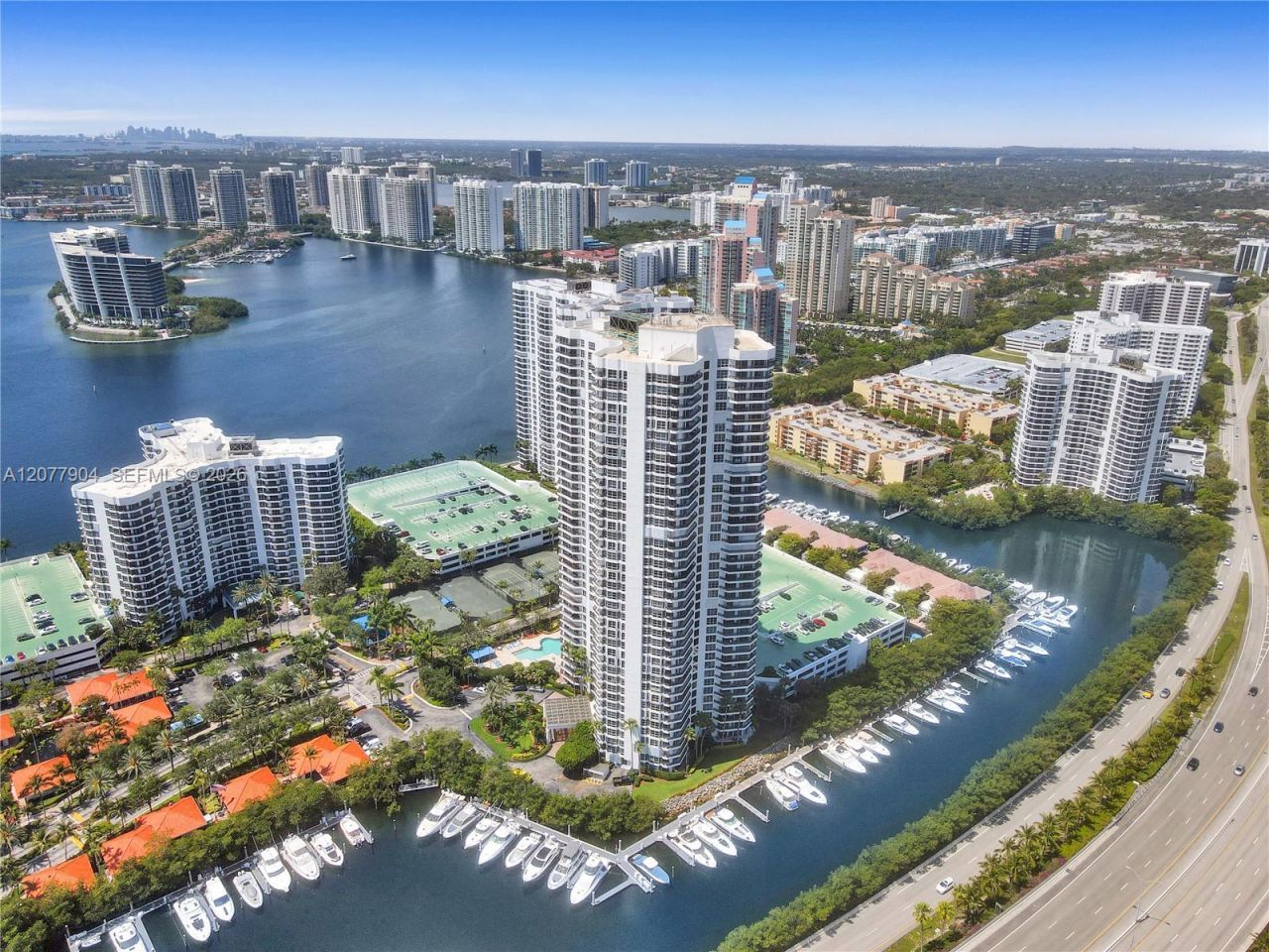 3500 Mystic Pointe Dr , Unit 2202, Aventura, FL 33180 Photo