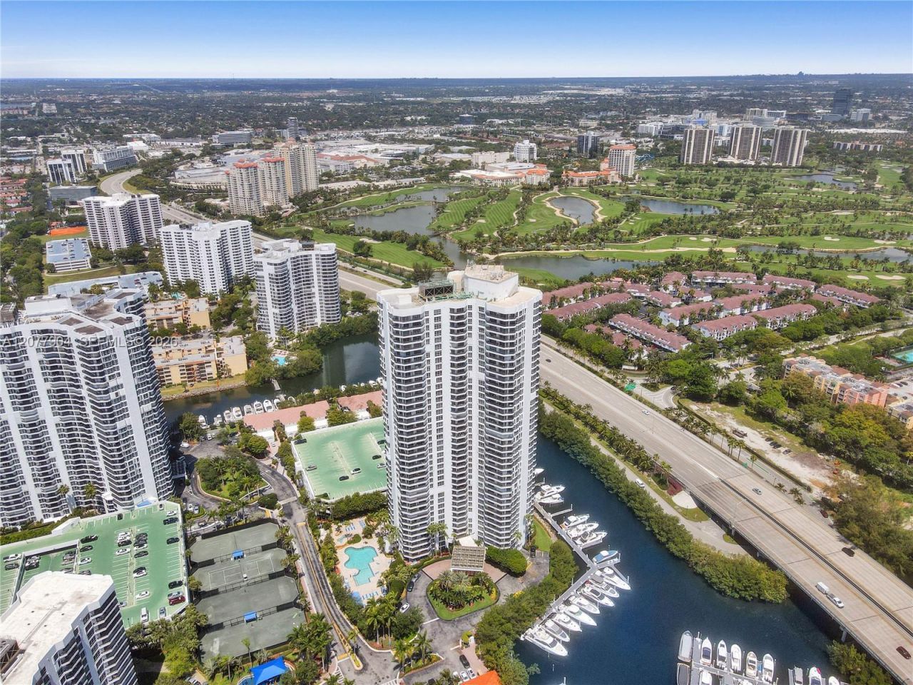 3500 Mystic Pointe Dr , Unit 2202, Aventura, FL 33180 Photo