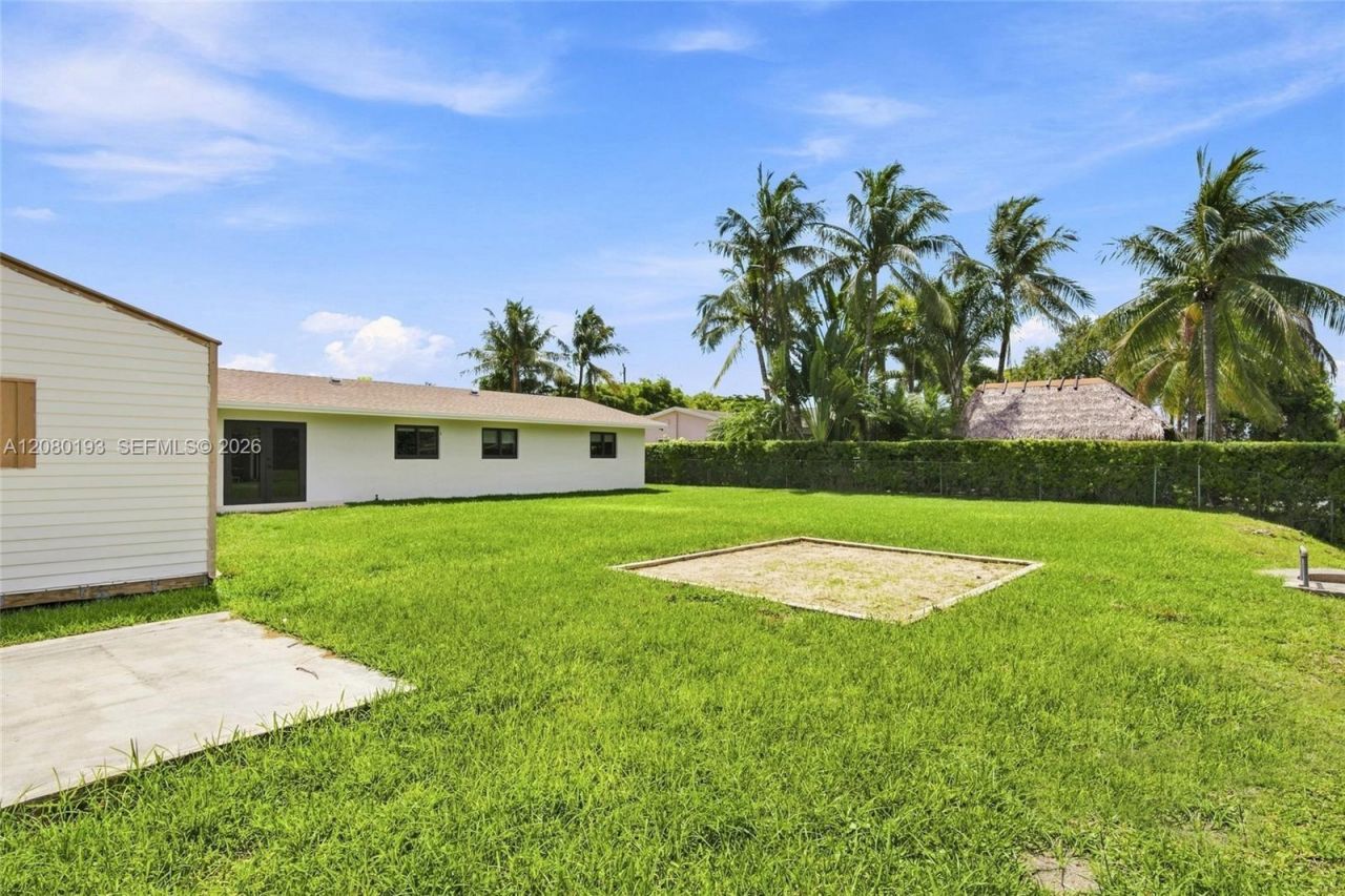 9771 Bel Aire Dr , Cutler Bay, FL 33157 Photo