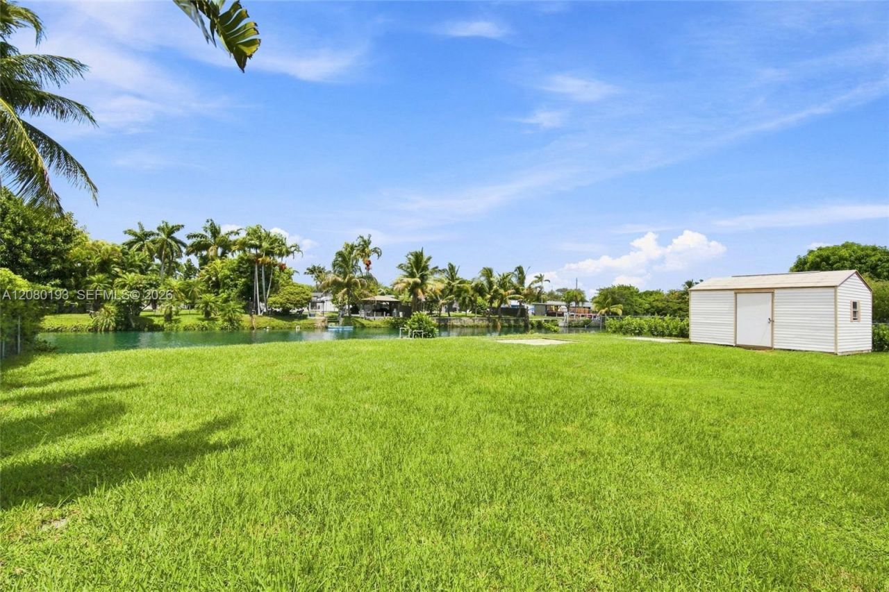 9771 Bel Aire Dr , Cutler Bay, FL 33157 Photo