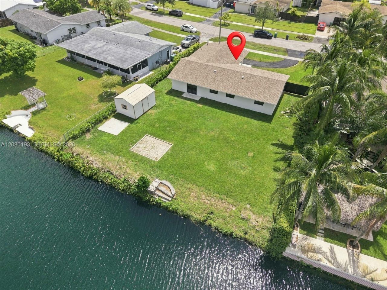 9771 Bel Aire Dr , Cutler Bay, FL 33157 Photo