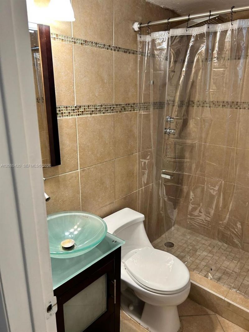 1441 Lincoln Rd , Unit 214, Miami Beach, FL 33139 Photo