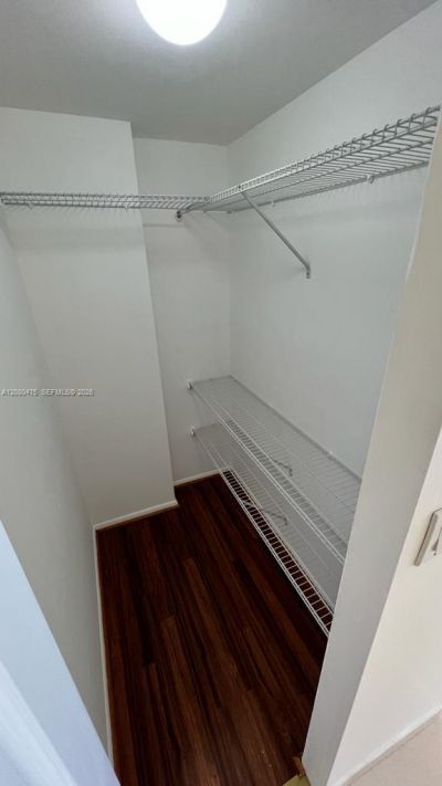 20500 W Country Club Dr , Unit 204, Aventura, FL 33180 Photo