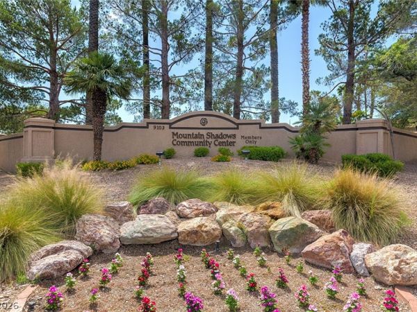 2400 Sunup Drive, Las Vegas, NV 89134