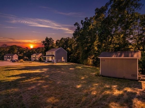 8 Bresciani Ln, West Bridgewater, MA 02379