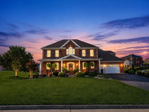 25 Graystone DR , Daleville, VA 24083